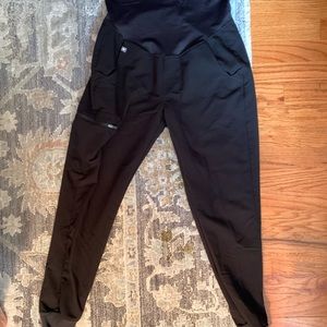 Figs Zamora petite XXS maternity pants and Rafaela XXS top, BLACK